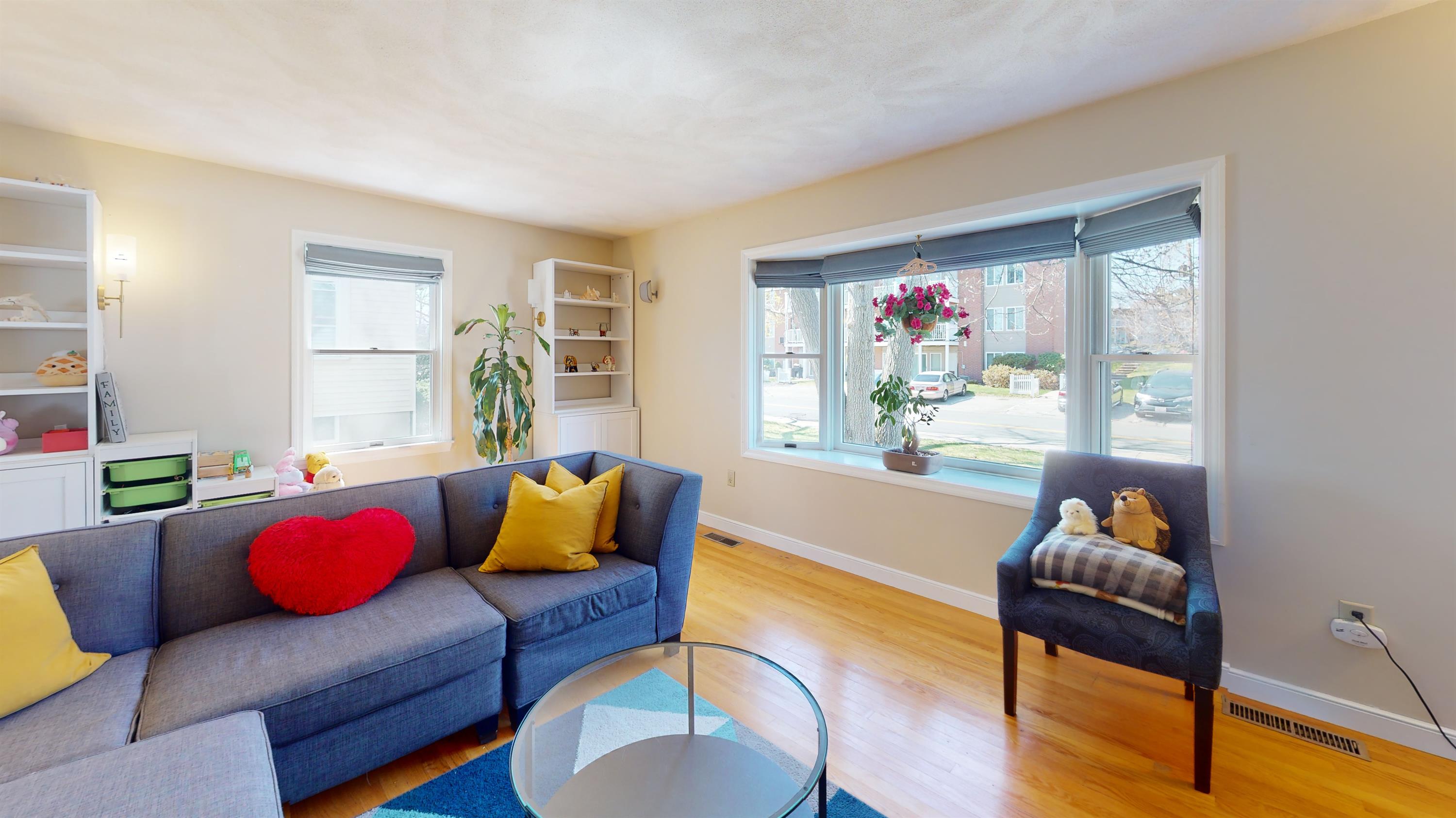 Property thumbnail image